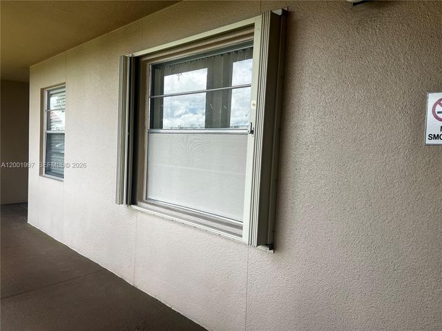 1200 SW 124th Ter 106O, Pembroke Pines, FL 33027