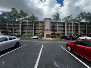 1200 SW 124th Ter 106O, Pembroke Pines, FL 33027