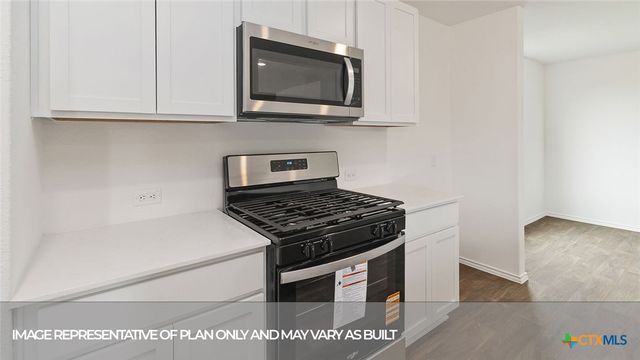 1027 BOLD Run, Seguin, TX 78155