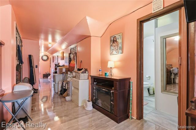 8311 Olympia Street, Detroit, MI 48213