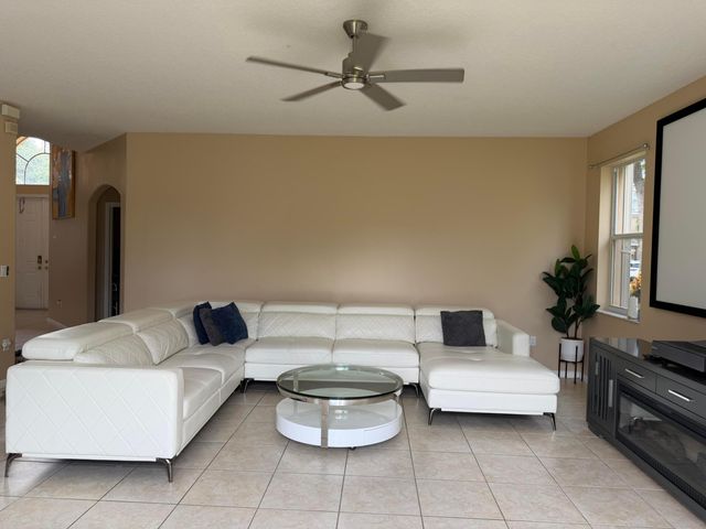 2243 RIDGEWOOD Circle, Royal Palm Beach, FL 33411