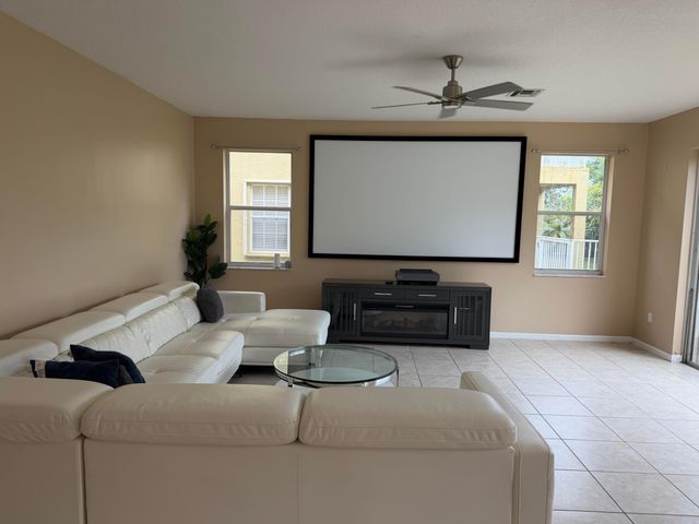 2243 RIDGEWOOD Circle, Royal Palm Beach, FL 33411