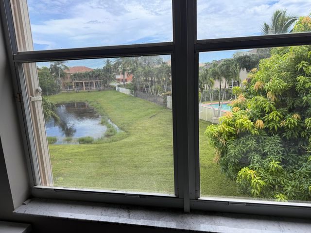 2243 RIDGEWOOD Circle, Royal Palm Beach, FL 33411
