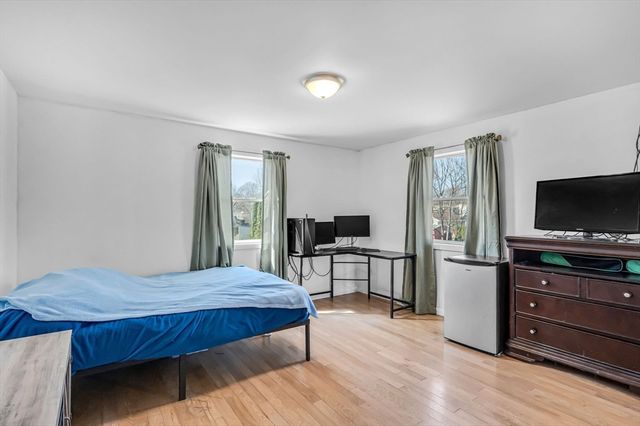 19 Voltage Ave, Ludlow, MA 01056