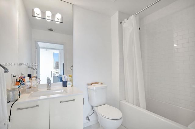 151 SE 1st Street 2511, Miami, FL 33131