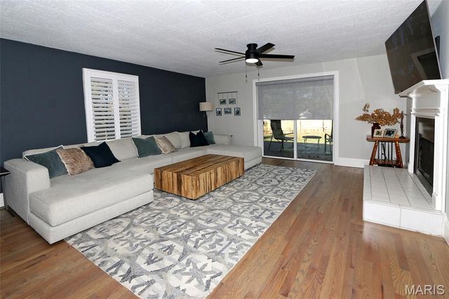 9845 Boulder Court, Rock Hill, MO 63119