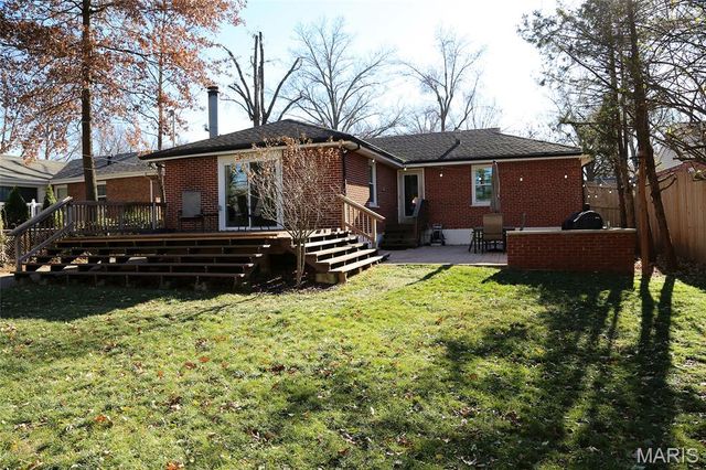 9845 Boulder Court, Rock Hill, MO 63119