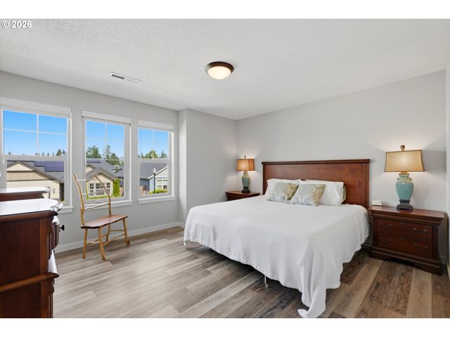 12605 Ne 107TH Way, Vancouver, WA 98682