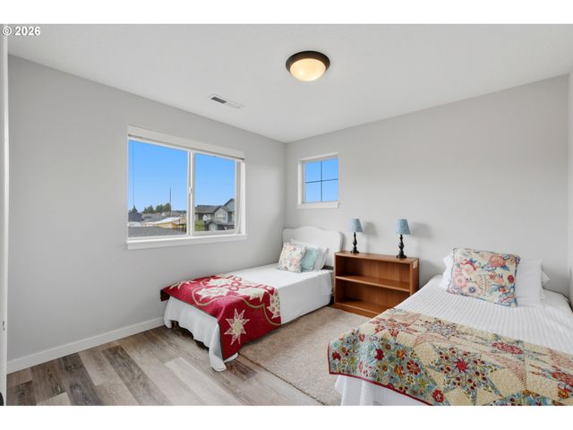 12605 Ne 107TH Way, Vancouver, WA 98682