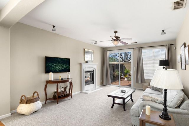 1468 Regent Cir, Lincoln, CA 95648