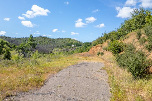 15882 Lower Springs Road, Redding, CA 96001