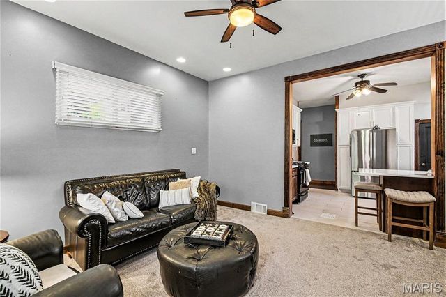 2010 Blendon Place, St Louis, MO 63143