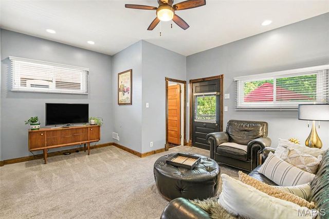 2010 Blendon Place, St Louis, MO 63143