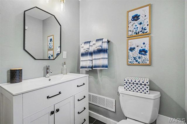 2010 Blendon Place, St Louis, MO 63143