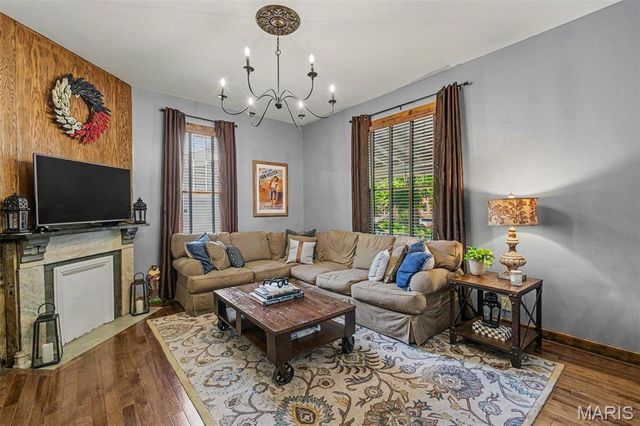2010 Blendon Place, St Louis, MO 63143