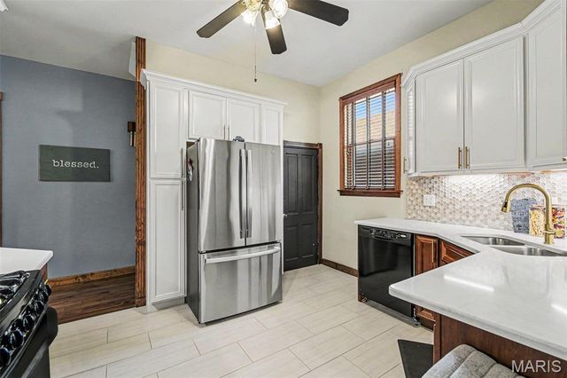 2010 Blendon Place, St Louis, MO 63143