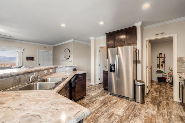 2322 Vista De Corral, Espanola, NM 87532