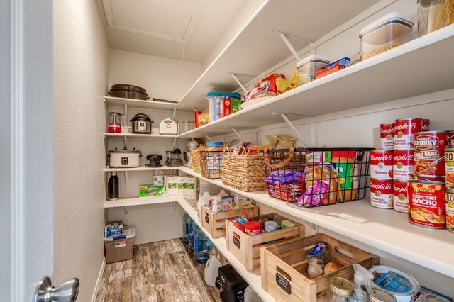 2322 Vista De Corral, Espanola, NM 87532