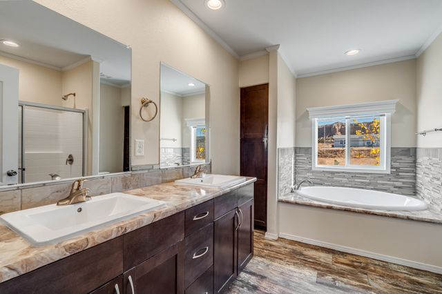 2322 Vista De Corral, Espanola, NM 87532