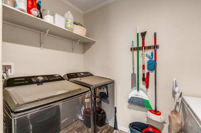 2322 Vista De Corral, Espanola, NM 87532