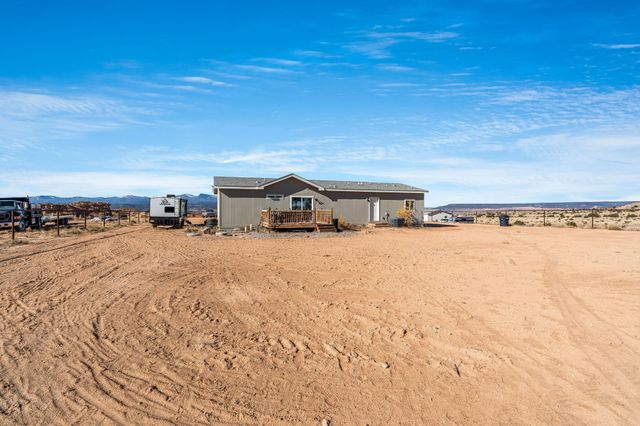 2322 Vista De Corral, Espanola, NM 87532
