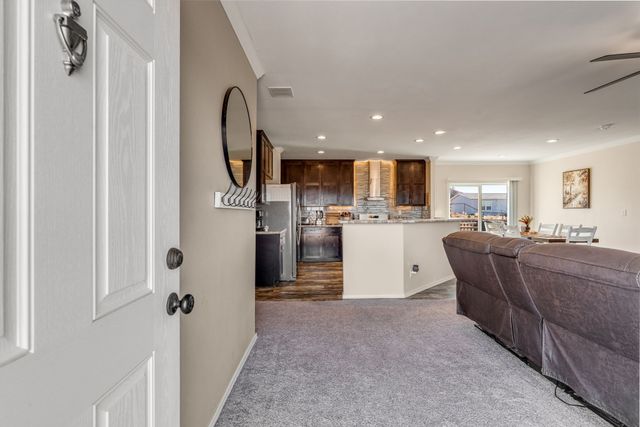 2322 Vista De Corral, Espanola, NM 87532