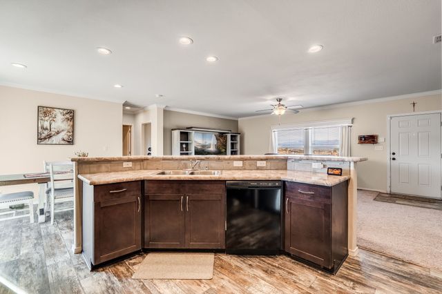 2322 Vista De Corral, Espanola, NM 87532