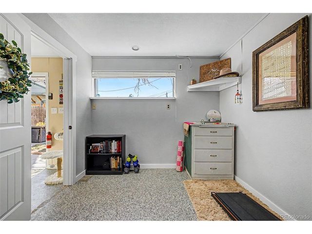 795 Ironton St, Aurora, CO 80010