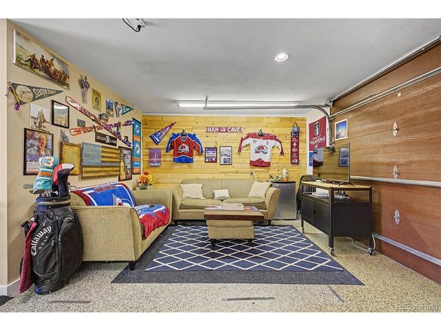 795 Ironton St, Aurora, CO 80010