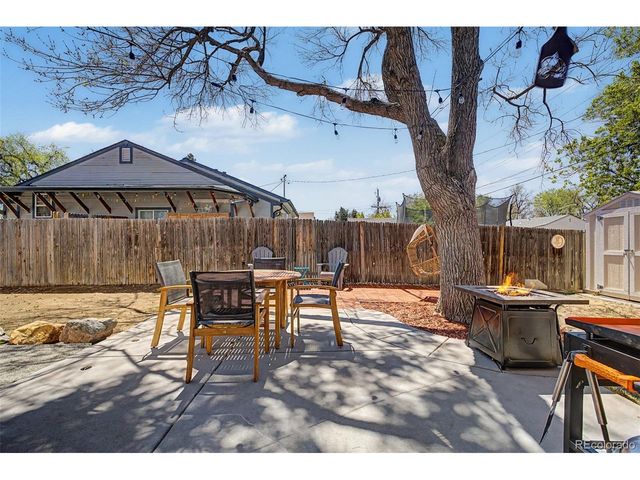 795 Ironton St, Aurora, CO 80010