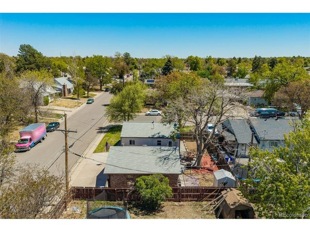 795 Ironton St, Aurora, CO 80010