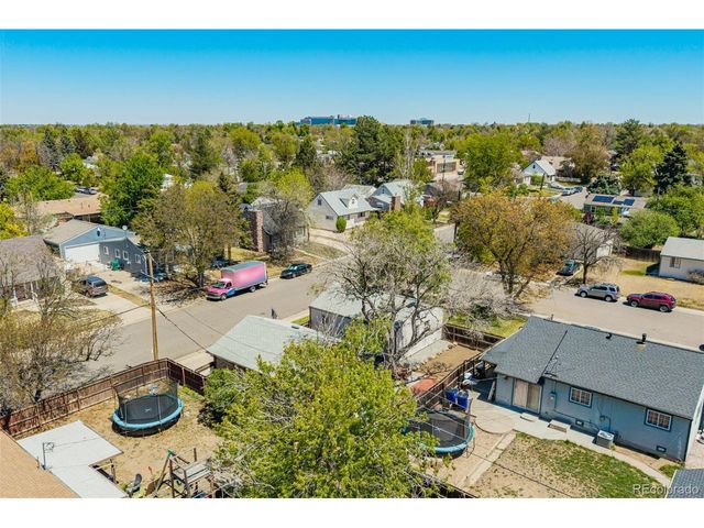 795 Ironton St, Aurora, CO 80010