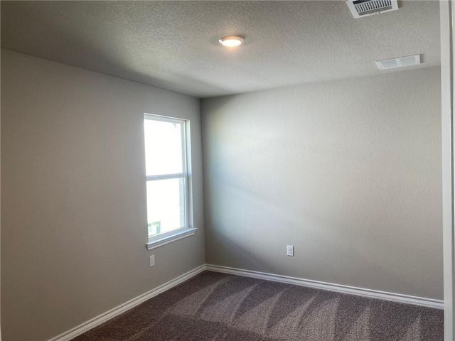 670 Pepperbark LOOP, Buda, TX 78610