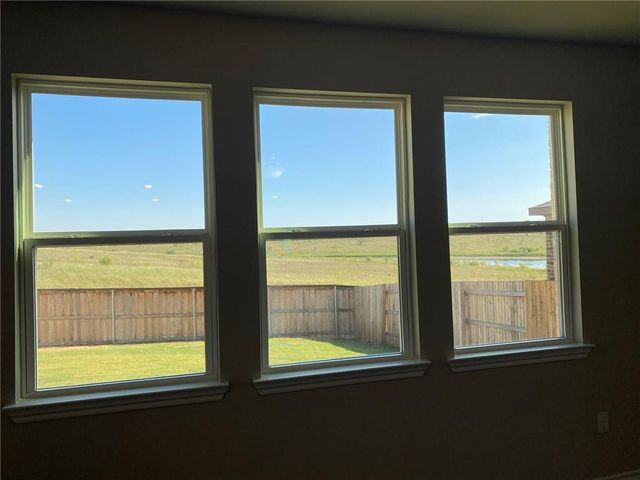 670 Pepperbark LOOP, Buda, TX 78610