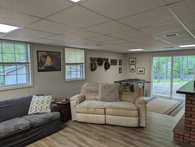 130 Oxford CIR, Rocky Mount, VA 24151