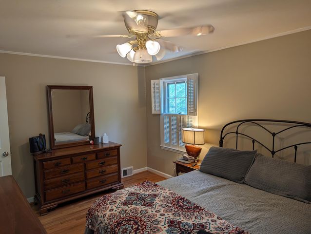 130 Oxford CIR, Rocky Mount, VA 24151
