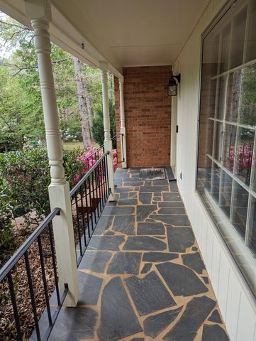 130 Oxford CIR, Rocky Mount, VA 24151