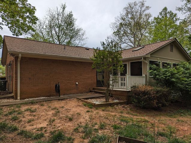 130 Oxford CIR, Rocky Mount, VA 24151