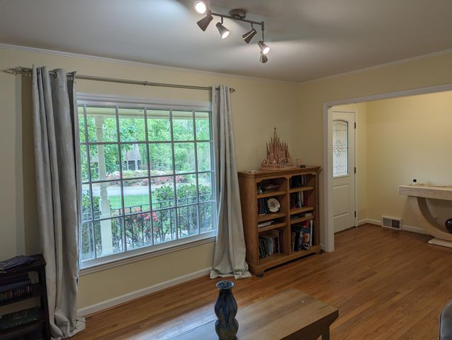 130 Oxford CIR, Rocky Mount, VA 24151