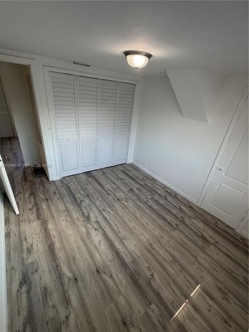 151 NW 17th Pl 3, Miami, FL 33125