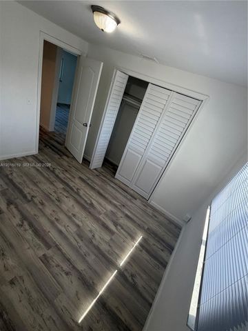 151 NW 17th Pl 3, Miami, FL 33125