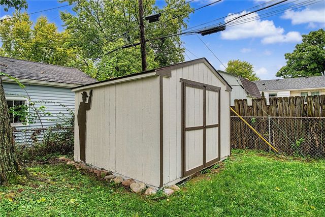 3005 Larue Drive, Dayton, OH 45429