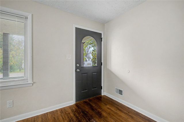 3005 Larue Drive, Dayton, OH 45429
