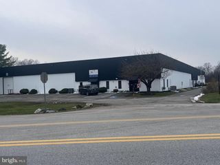 310 EMIG RD, York, PA 17406