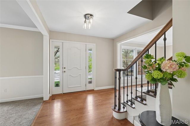 605 Waterford Ridge Court, Ballwin, MO 63021