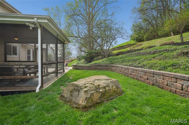 605 Waterford Ridge Court, Ballwin, MO 63021