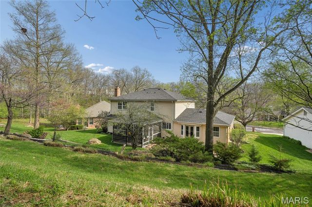 605 Waterford Ridge Court, Ballwin, MO 63021