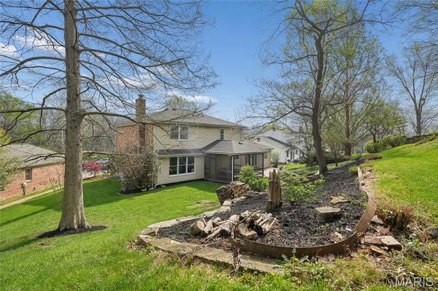 605 Waterford Ridge Court, Ballwin, MO 63021