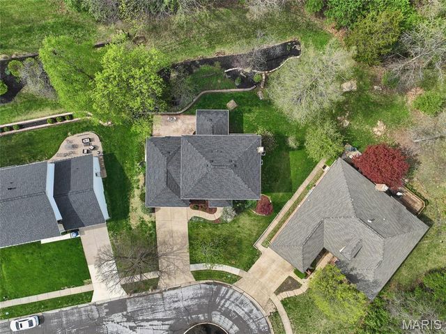 605 Waterford Ridge Court, Ballwin, MO 63021
