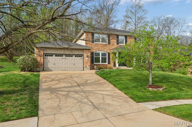 605 Waterford Ridge Court, Ballwin, MO 63021